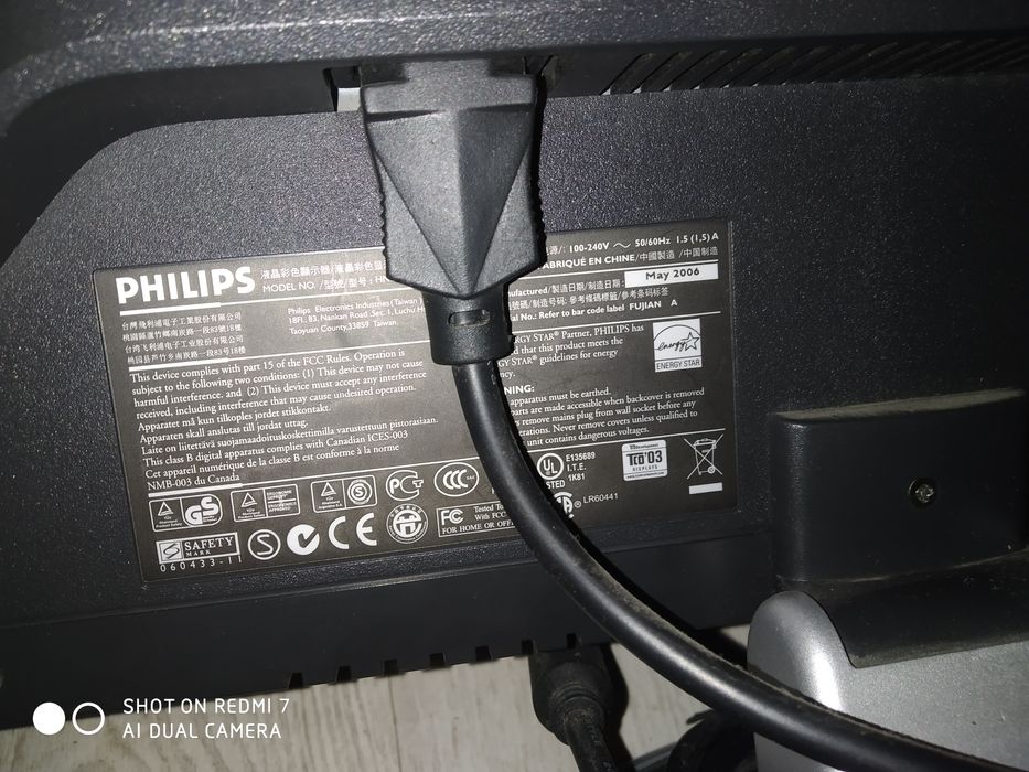 Монитор Philips 17"
