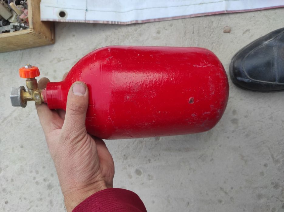 Газовый баллон 2л. маленький
