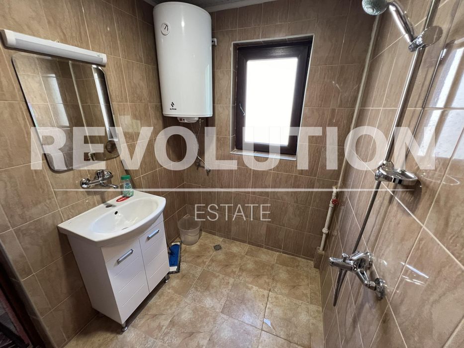 Дава се под наем Етаж от къща в Варна, Виница - 125 кв.м за 450 € - Снимка #12