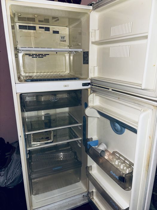 Холодилник LG Новый