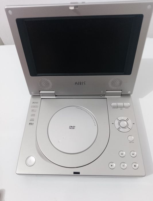 Airis dvd portabil.