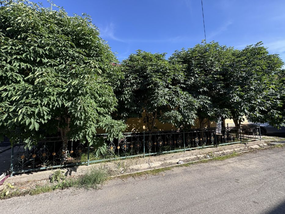 Рохатда Намунали уй, 12 сотих, 6 сотихи захват, сув бўйида