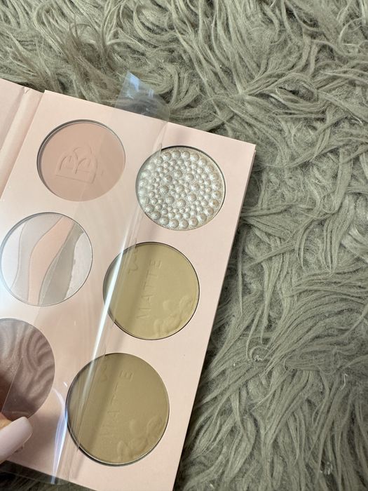 Bellapierre Cosmetics Get Cheeky Palette (blush, bronzer, highlighter)