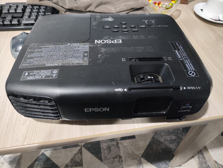 Продам проктор Epson