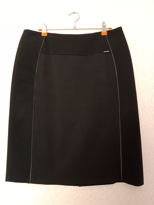 Продам юбку классика размер 48- 50, Турция