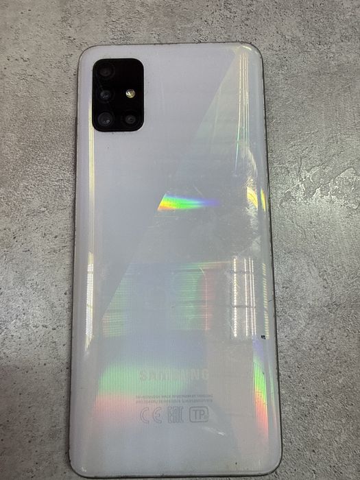 Смартфон: Samsung Galaxy A51 64 Gb