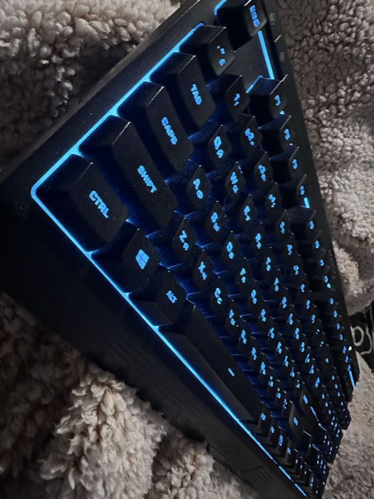 !СРОЧНО! клавиатура HyperX Aloy Core RGB