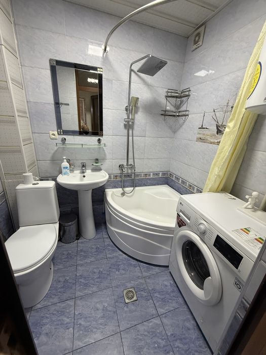 Продаю свою 2-х комнатную квартиру на 1 этаже