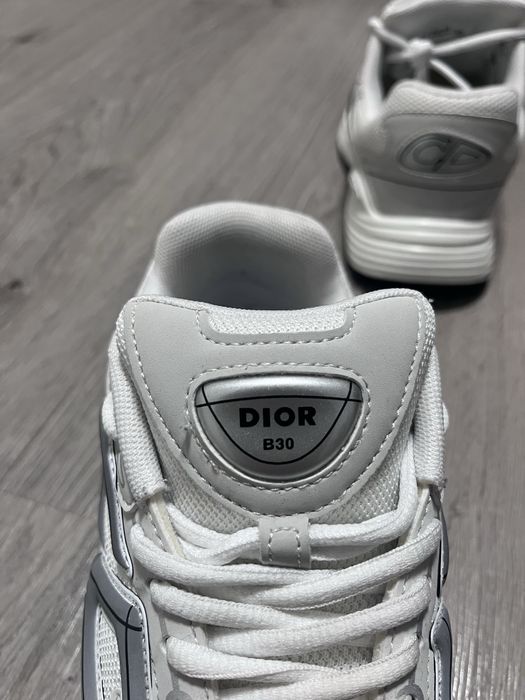 Dior B30 Whiteee
