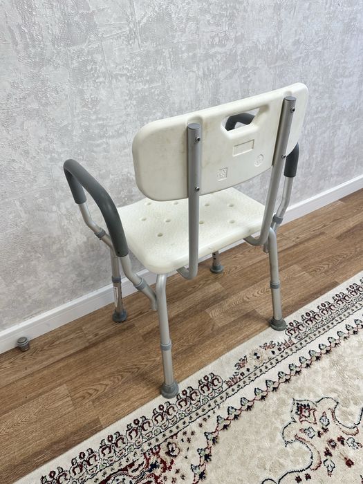 Стул для инвалида продам