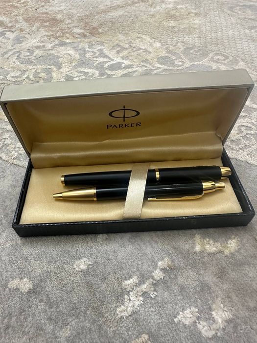Parker IM Core Black GT.