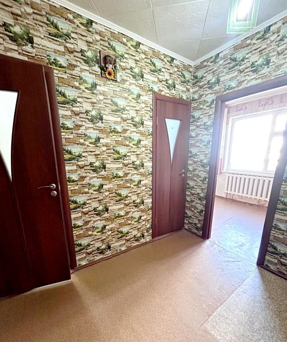 продам 1-ком. 37кв. гарышкер 2-этаж