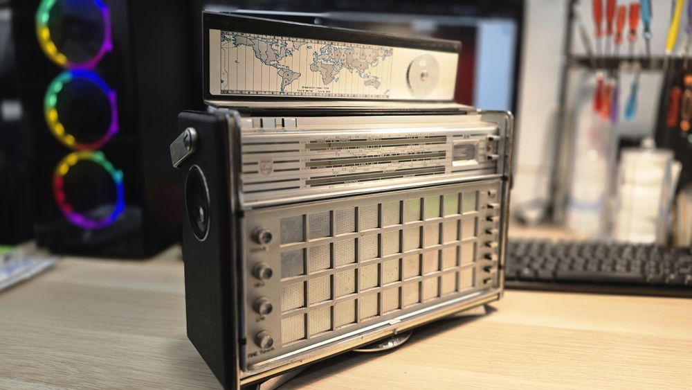 Philips Antoinette 22RL798 Transwold Deluxe Ретро Радио