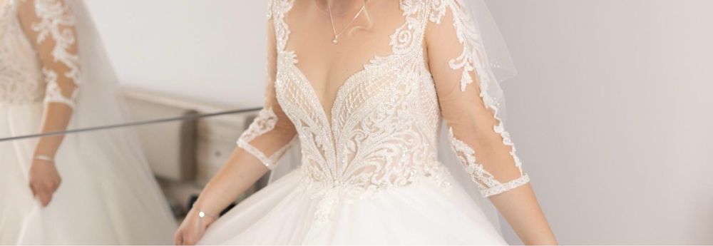 Vând rochie de mireasa mărimea 38/40 (corset reglabil)