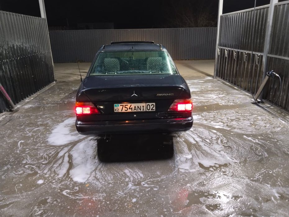 Продам мерседес 124