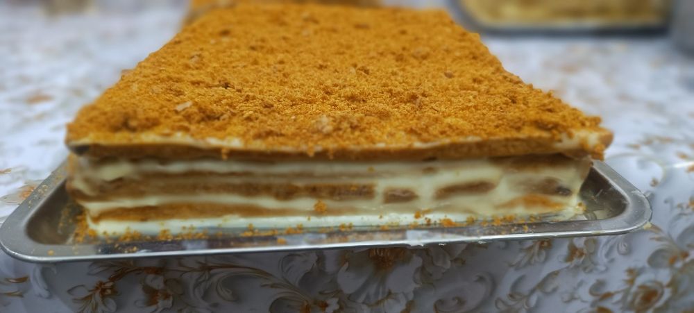 Medovie Napoleon Pahlava zakazga
