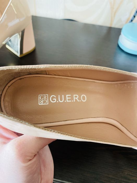 Продам туфли из Италии