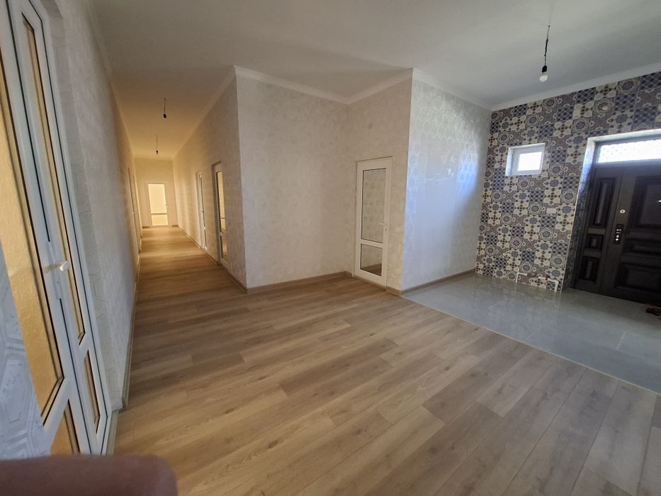 2-qavatda Ofes uchun xonalar ijaraga beriladi eski nargiz kafe yonida