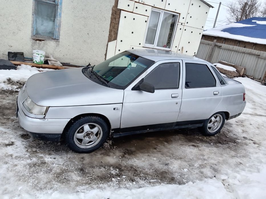 Продаю ваз 21102