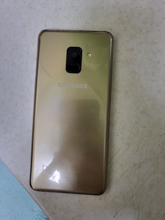Galaxy A8 2018 года