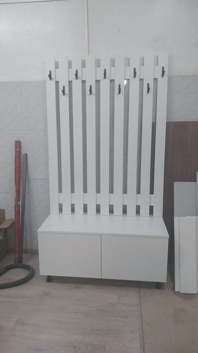 Прихожка новая за 70000