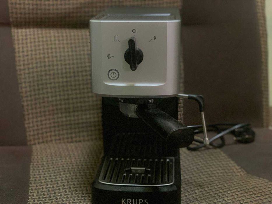 Рожковая кофеварка Krups Calvi XP3440 (б/у)