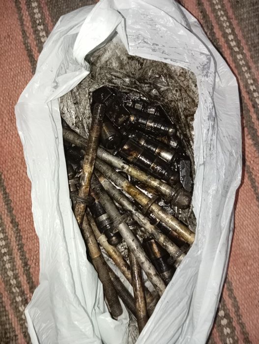 Opel 1.8 raspedval zbori