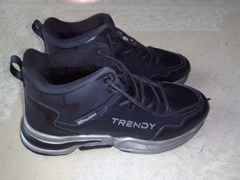 зимная кроссовка