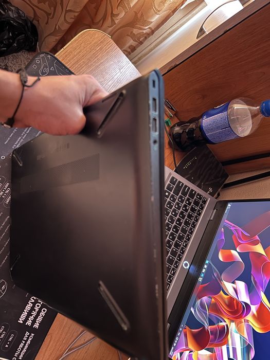 HP Pavilion i5-7300 GTX 1050