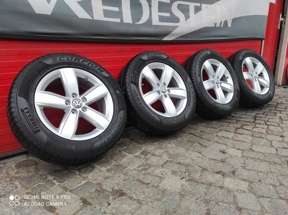 17" Оригинални джанти за Фолксваген гуми 215 65 17 Pirelli4бр/Bridgest