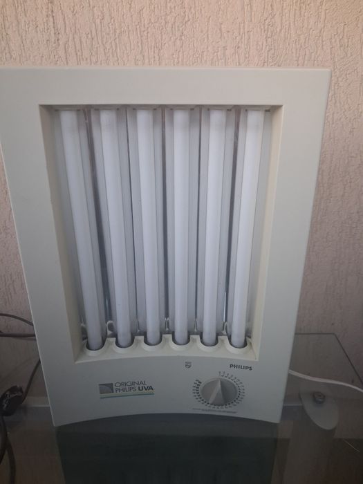 Lampa-aparat bronzat facial