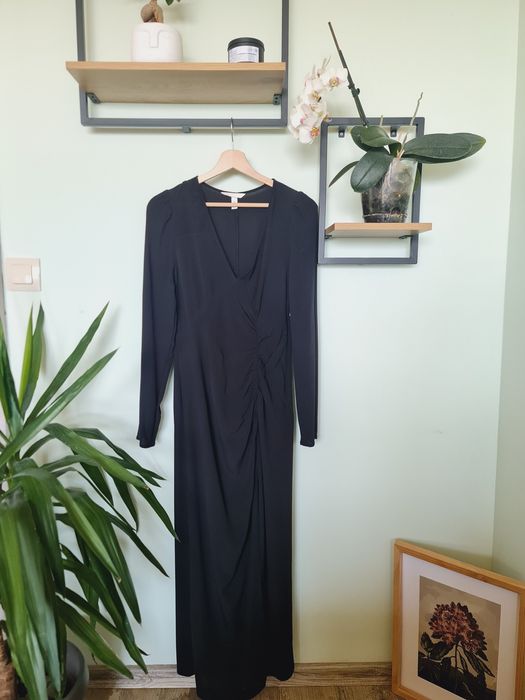 Намалени Рокли в отлично състояние за сезон пролет/есен