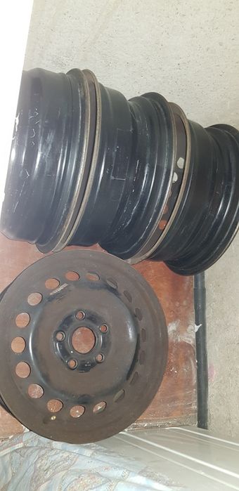 Jante auto otel R15 de pe Golf 5