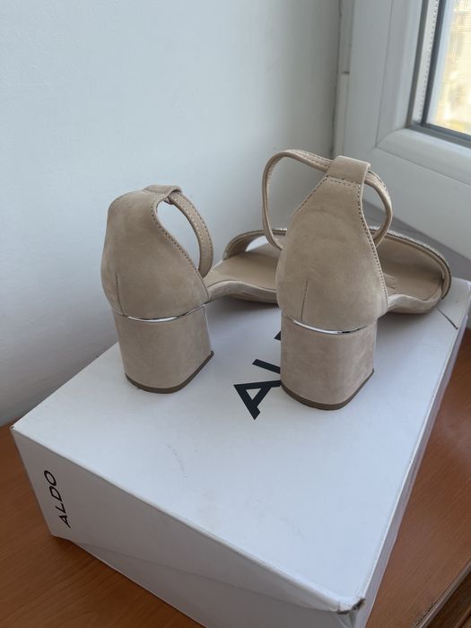 Сандали на ток Aldo