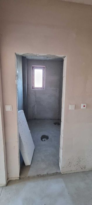 Продава се Двустаен апартамент в Разград, Освобождение - 61 кв.м за 1380 €/кв.м - Снимка #2