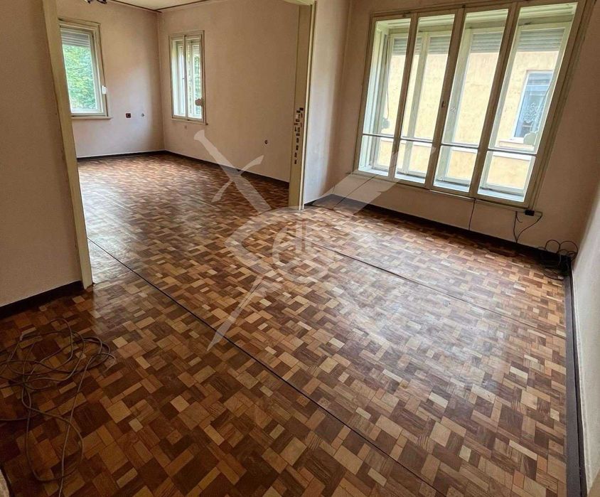 Етаж от къща с гараж в Асеновград 69453