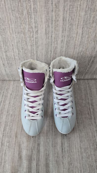 Patine dama Hudora marime 35