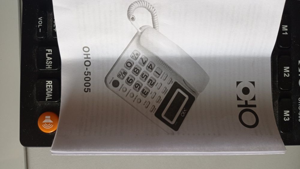 Продаю два кнопочных телефона.