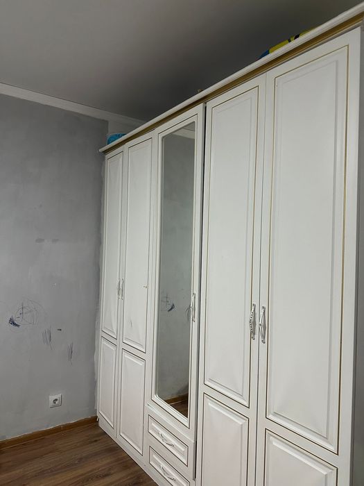 Продам шкаф в хорошем состоянии