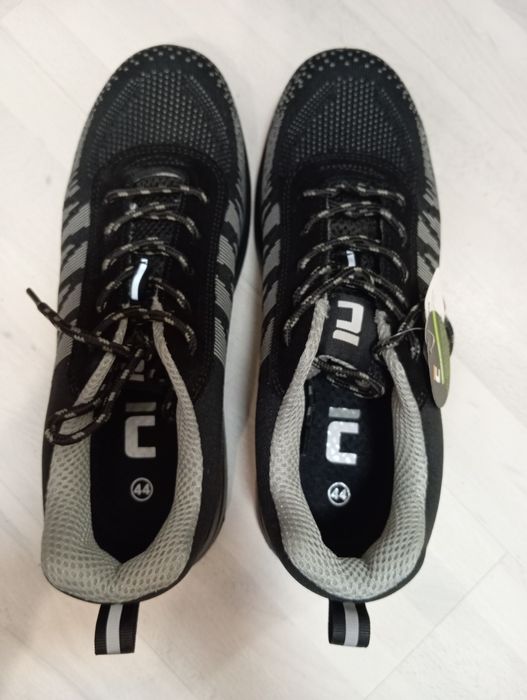 Мъжки работни обувки номер 44