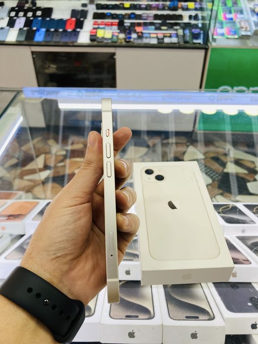 iPhone 13  128 gb white yengide 4 sikl