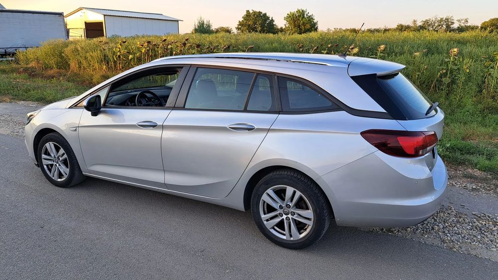 Opel Astra Opel Astra K Sports Tourer 1.4 Turbo (2019) – Stare Tehnică Impecabilă