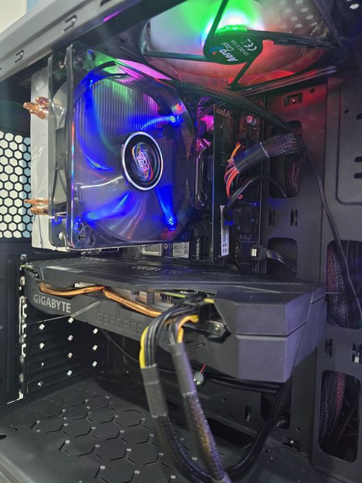 Продам мощный игровой компьютер в сборе