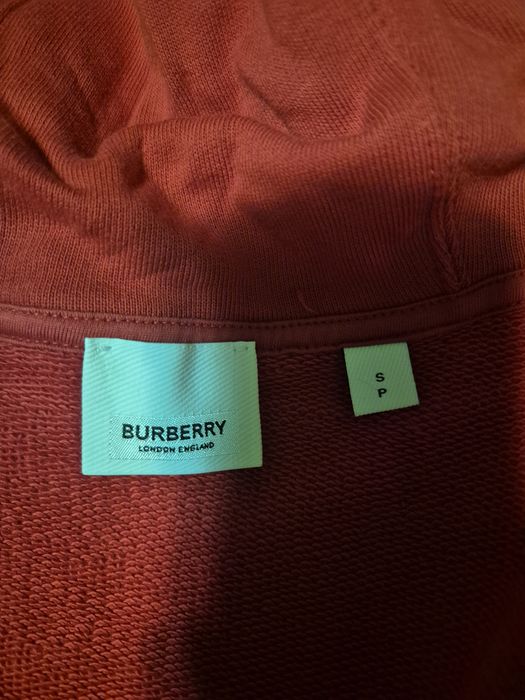 Hanorac burberry rosu marimea s