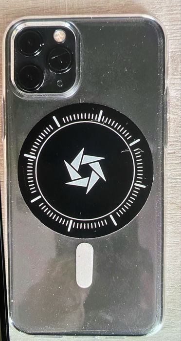 iPhone 11 pro гаранчия год