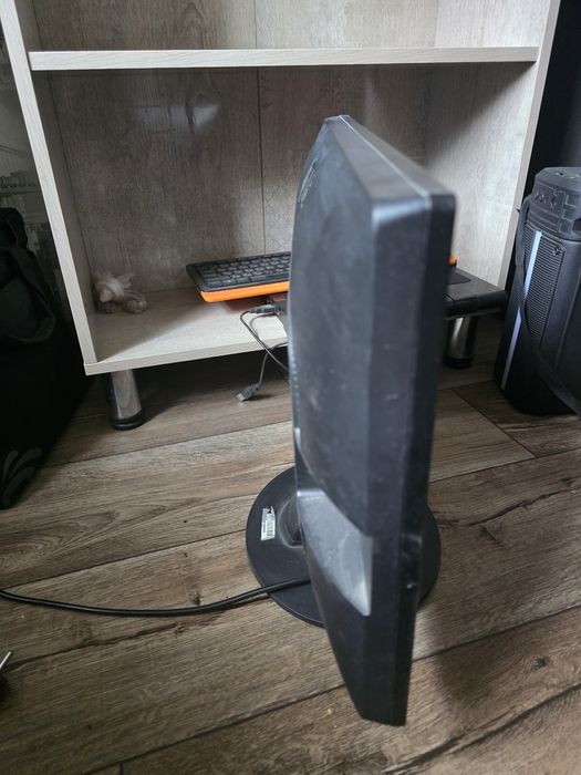 Монитор LG 23'д.