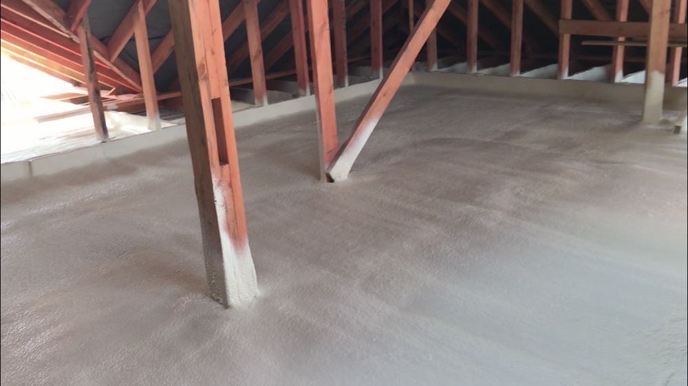 Утепление кровли, крыш, пеной (ППУ) пенополиуретан на проф. оборуд ...