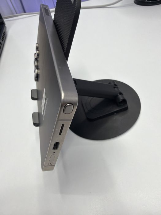 Samsung S25 Ultra 512Gb ca Nou Blocat pe retea