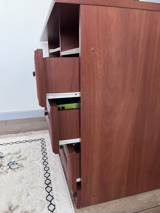 Стол компьютерный