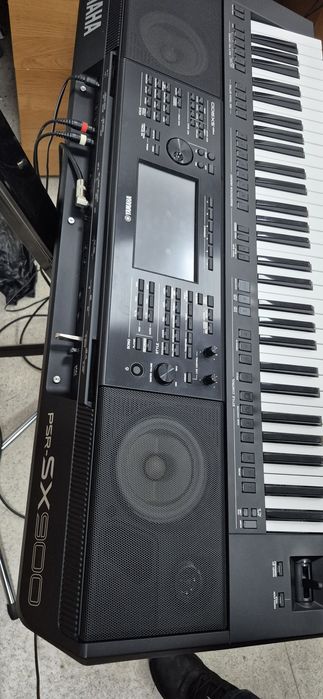 Продается синтезатор Ямаха